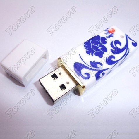 體現(xiàn)濃厚中國(guó)風(fēng)精美青花瓷U盤(pán)定制